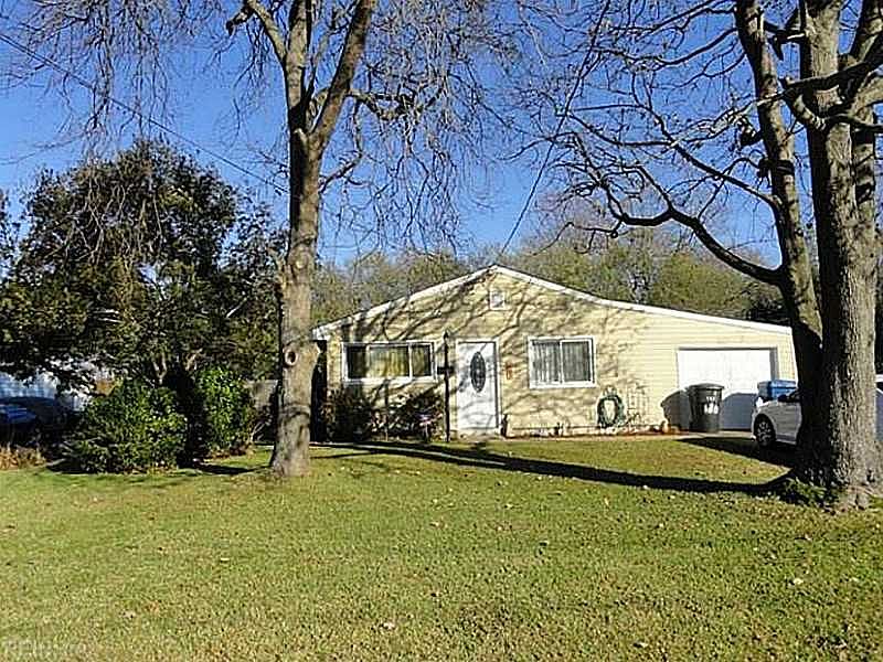 1st image of 180 Waverly Dr