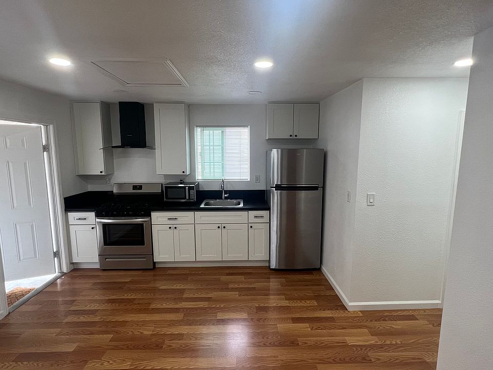 Kitchen/ living space