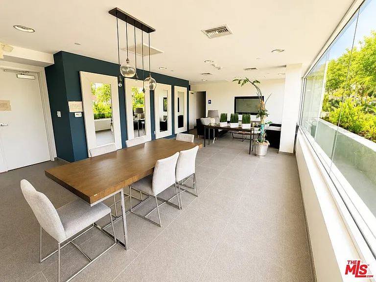 7857 W Manchester Ave #Penthouse 6 — Photo 34