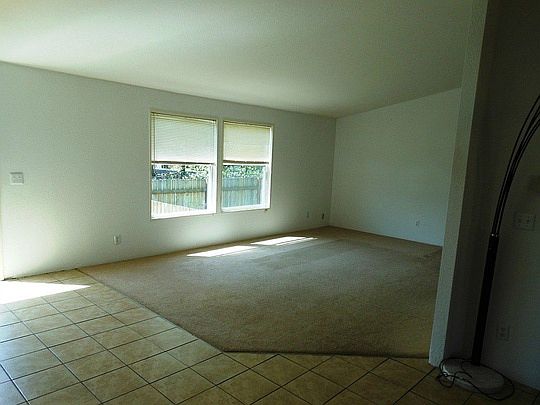 2nd image of 700 N Reed St Unit 19