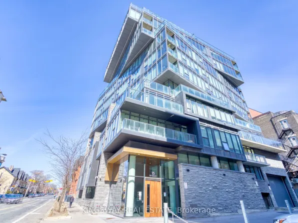 15 Beverley St #307, Toronto, ON M5T 0B3