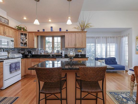 4th image of 21312 Sail Bay Dr