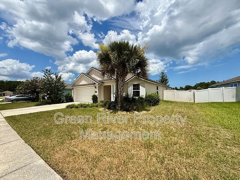 278 Pickett Dr — Photo 3