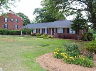 104 Ascot Dr, Greer, SC 29651