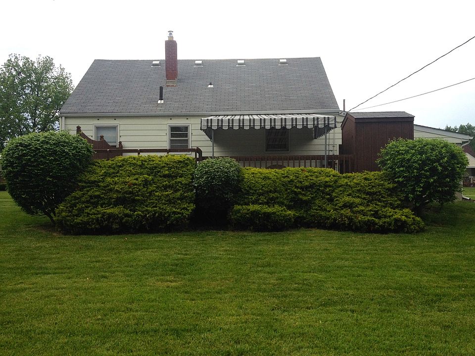 2nd image of 817 Mark Ave