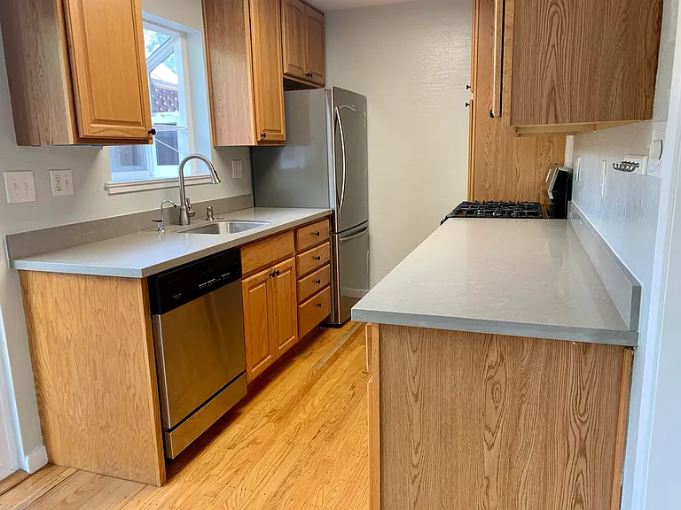 70 Amherst Ave — Photo 8