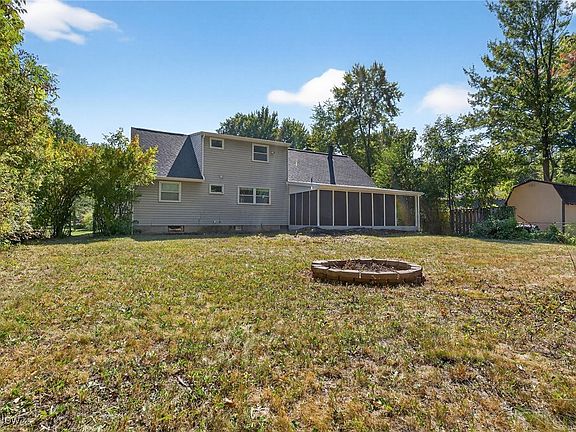 4th image of 34192 Gail Dr