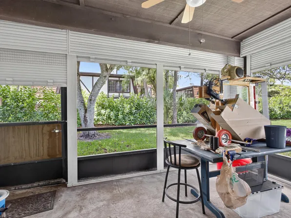 360 Quebec Court, Royal Palm Beach, FL 33411