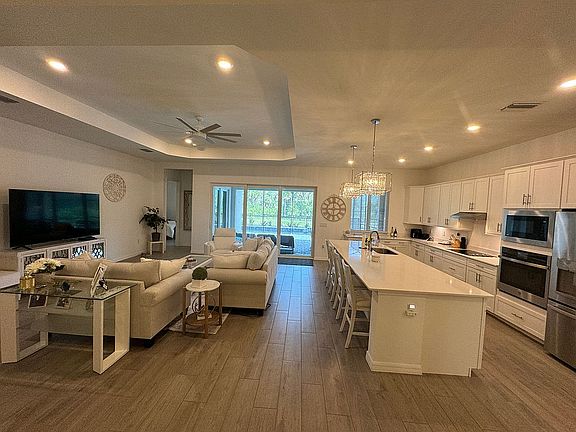3rd image of 17365 Jadestone Ct