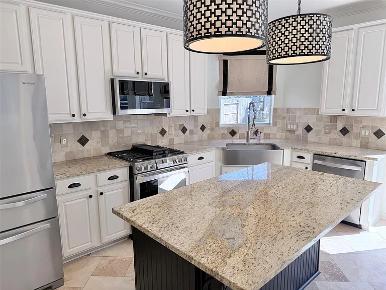 4907 Falls Canyon Ct — Photo 5