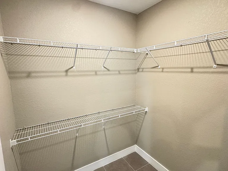 118 Lily Ln — Photo 16