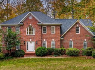 1818 Wild Fern Dr, Oak Ridge, NC 27310