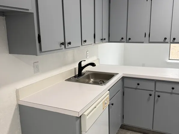 20 Greenwood Rd APT C, York, PA 17404