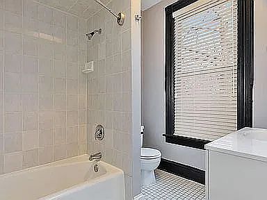 5th image of 20-22 Sandford Ave #1