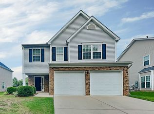 5321 Heather Ridge Ln, Raleigh, NC 27610