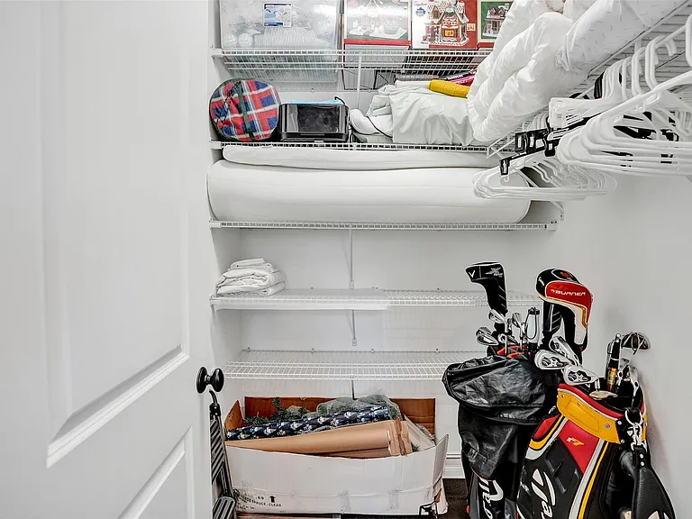 381 E Cannery Row Cir — Photo 38