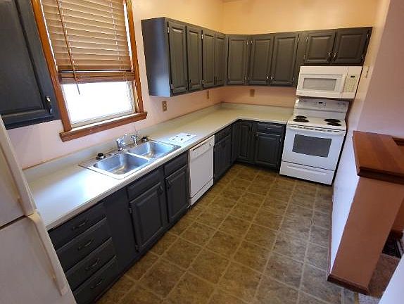 4th image of 3711 Forest Ct #1