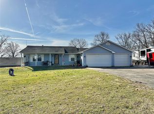 9 Southwoods Dr, Festus, MO 63028