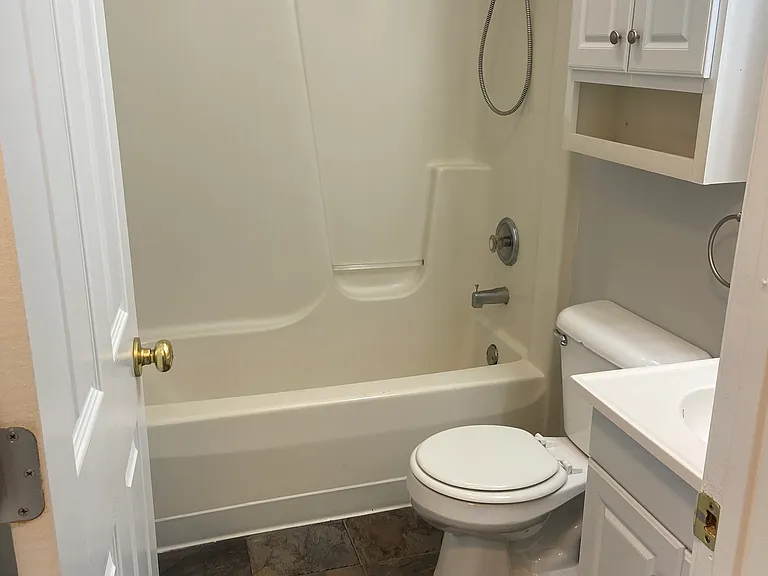 405 Lamore Ln #2 — Photo 12