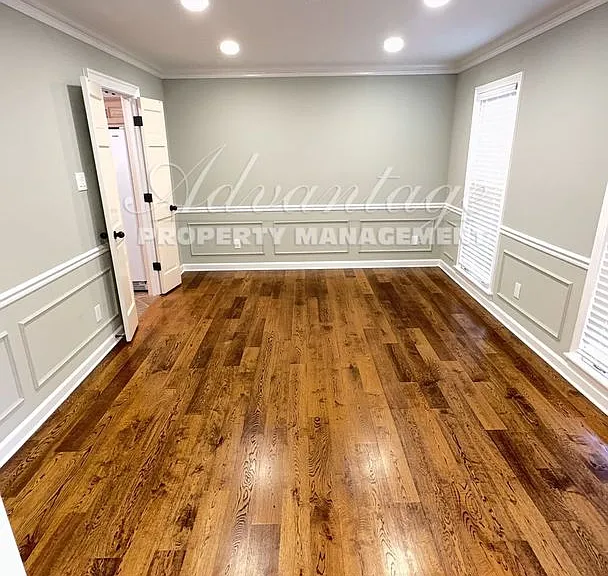 7253 Stamford Dr — Photo 5