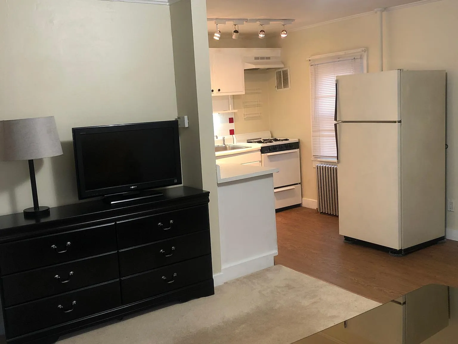 Marble Ave, Pleasantville — Photo 4