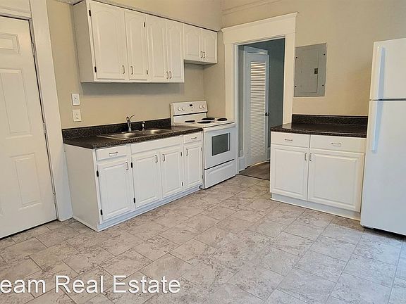 3rd image of 2749 Vernon Ter APT 9