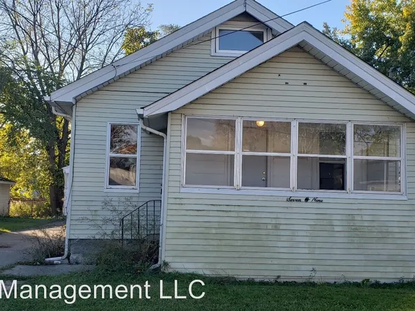 2709 Brown St, Flint, MI 48503