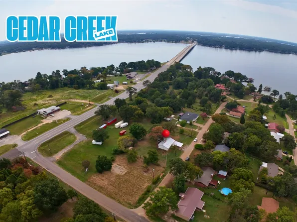 107 E Bayside Dr, Mabank, TX 75156