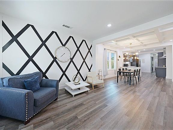 4th image of 941 Ashby Cir NW