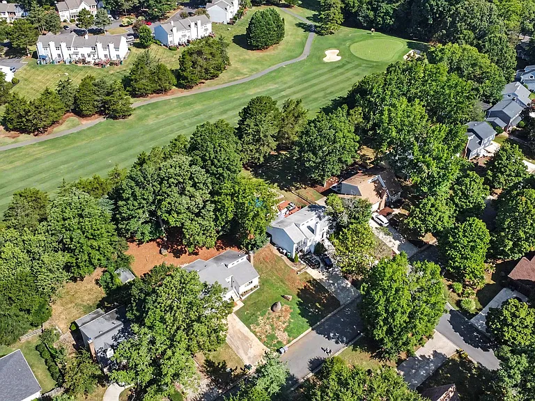 9606 Fairway Ridge Rd — Photo 28