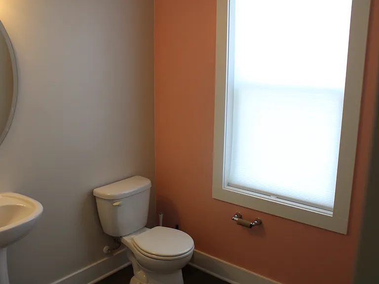 1521 Rhodeschool Dr — Photo 6