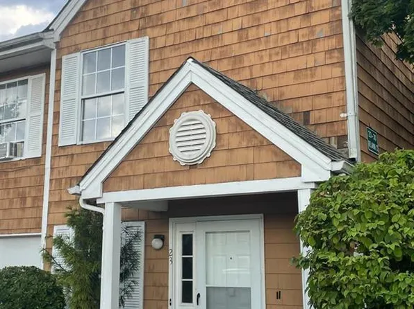 23 Delavan Ct, New Brunswick, NJ 08901