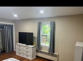 48 Oak St, Walpole, MA 02081