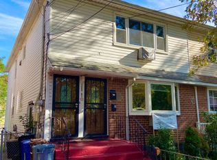 144-31 183rd St, Springfield Gardens, NY 11413