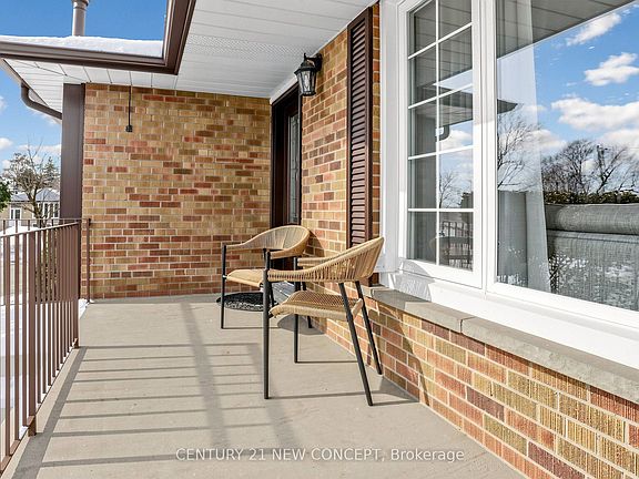 5th image of 8 Rintella Ct