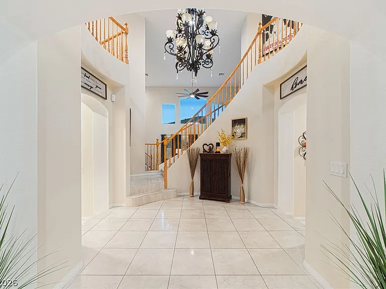 8929 Glenistar Gate Ave — Photo 10