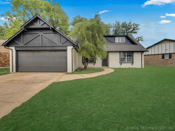 9815 E 29th St, Tulsa, OK 74129