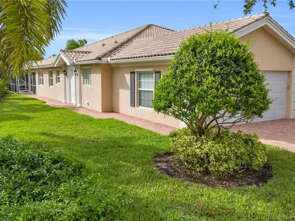 8182 Xenia LN, NAPLES, FL 34114