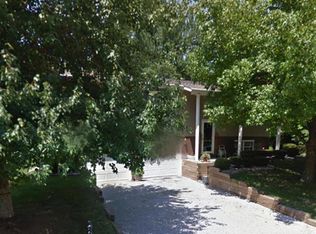 222 Weinel Dr, Smithton, IL 62285