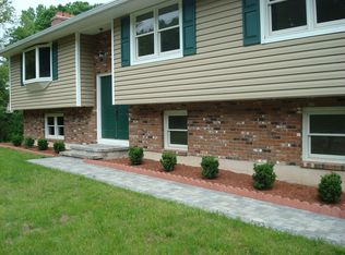 39 Sabina Dr, Southington, CT 06489