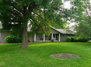 512 Prinsburg Ave, Prinsburg, MN 56281