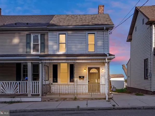 36 S Pleasant Ave, Dallastown, PA 17313