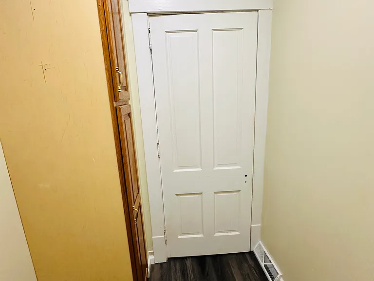 121 Lincoln Ct #1 — Photo 8