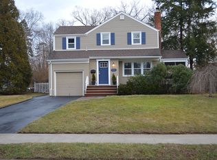311 Kenilworth Rd, Ridgewood, NJ 07450