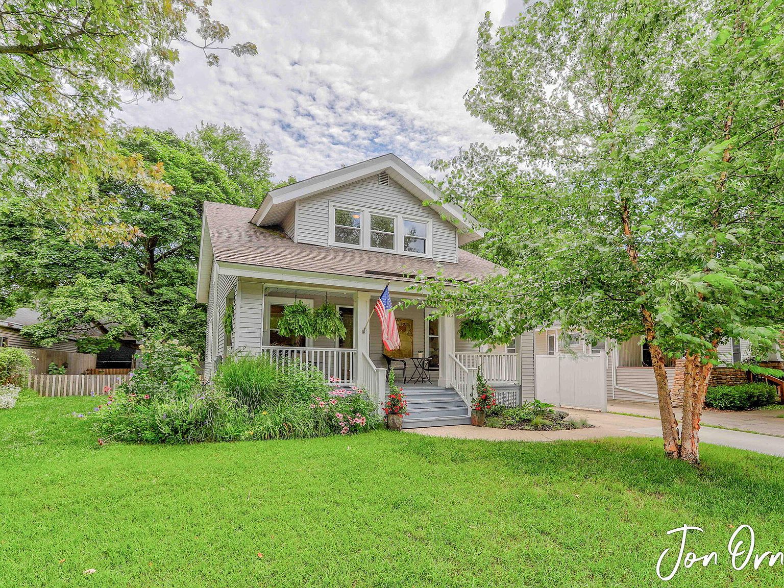 113 S Centennial St, Zeeland, MI 49464 Zillow