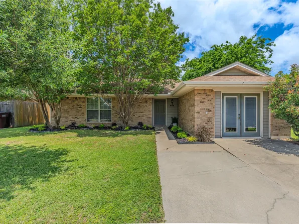824 Meadowdale Dr, Royse City, TX 75189