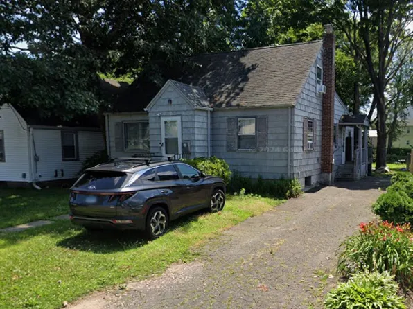 61 Stanley St, East Hartford, CT 06108