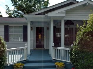 2315 Manns Chapel Rd, Pittsboro, NC 27312