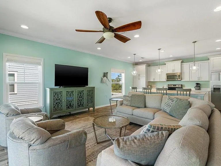 6552 Carlinga Dr — Photo 13