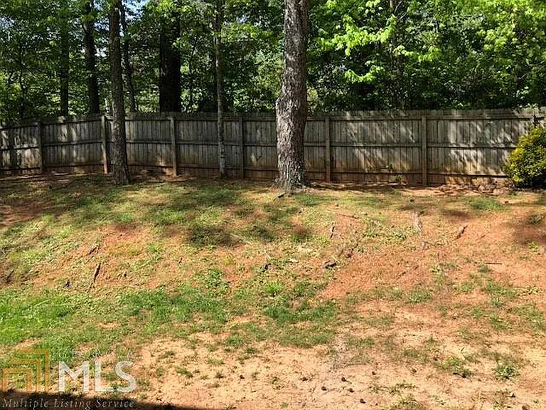 1811 Hickory Creek Ct NW — Photo 12